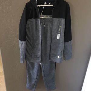 matching jacket and sweatpants, boys size 18/20